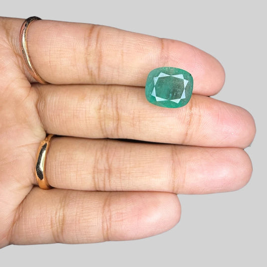Natural Emerald Cushion/Faceted Cut - 6.40 Carats