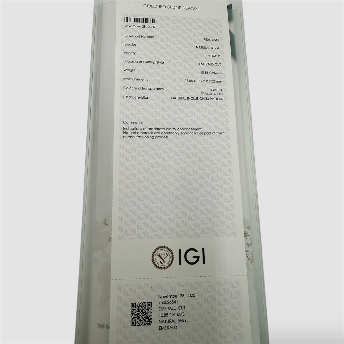 Natural Emerald - Emerald Cut - 10.85 Carats