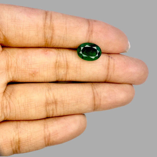 Natural Emerald Oval/Faceted Cut - 2.72 Carat