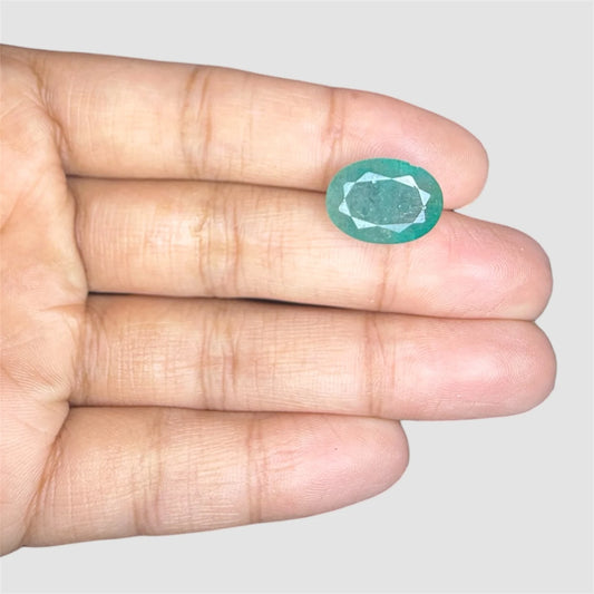 Natural Emerald Oval/Faceted Cut - 6.36 Carats