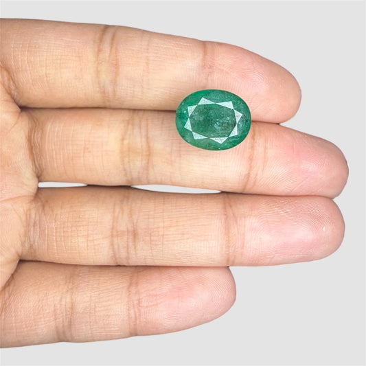 Natural Emerald Oval/Faceted Cut - 7.56 Carats