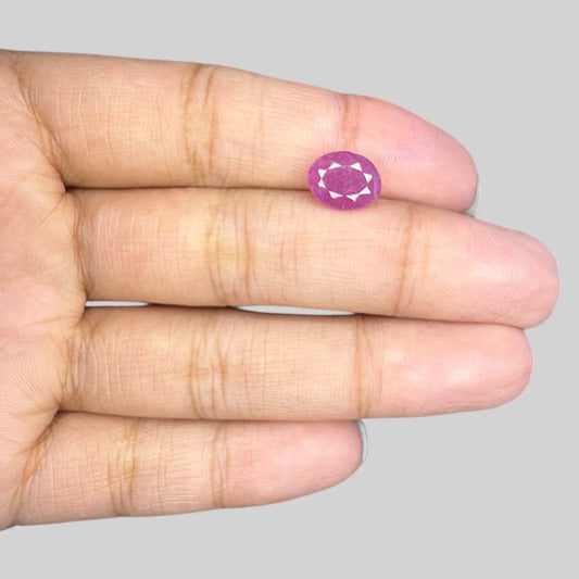 Natural Ruby Oval/Faceted Cut - 2.79 Carats