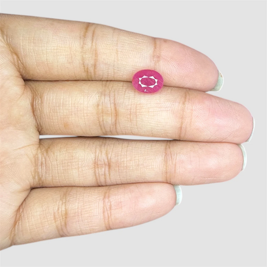 Natural Ruby Oval/Faceted Cut - 3.60 Carats