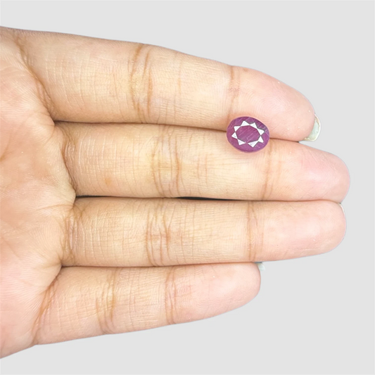 Natural Ruby Oval/Faceted Cut - 3.76 Carats