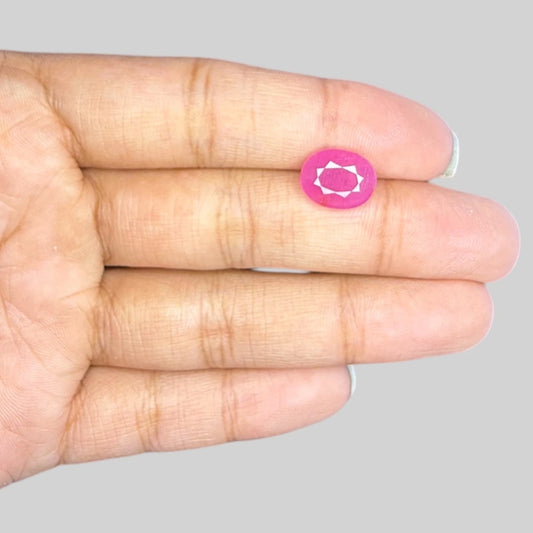 Natural Ruby Oval/Faceted Cut - 4.55 Carats