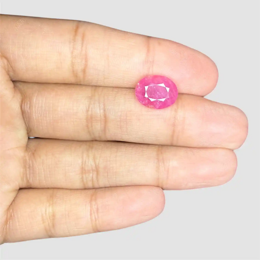 Natural Ruby Oval/Faceted Cut - 4.93 Carats