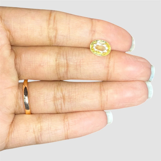 Natural Yellow Sapphire Oval/Faceted Cut - 3.11 Carats