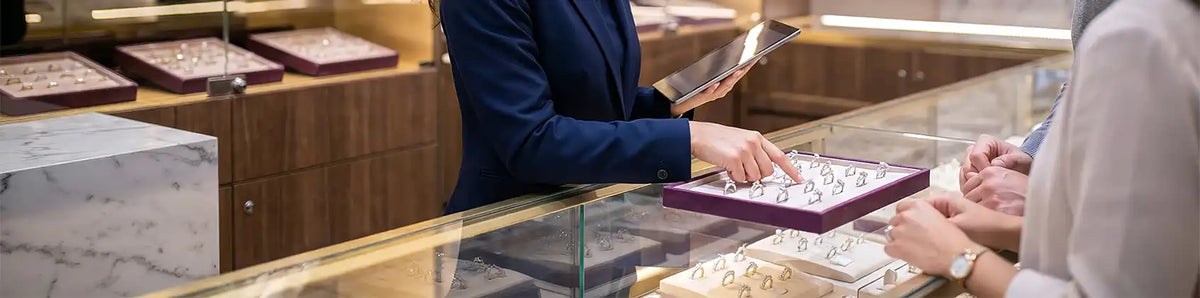 Gold Souk vs. Certified Gemstone Retailers: What's the Difference?
