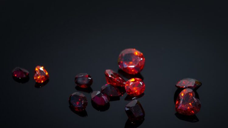 Birth Stones in Dubai