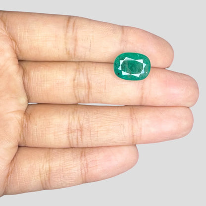Buy Natural Emerald Gemstone In Oval Mixed Cut Shape 5.5 Carats 12.58x9.69x6.99mm Size