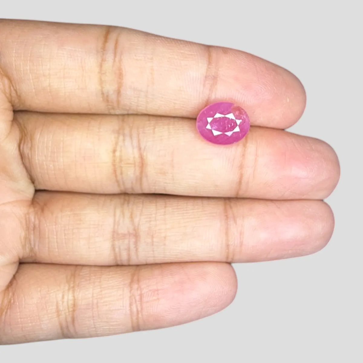 Buy Original Burmese Ruby - Oval 3.84 Carats 9.95x8.24x4.98mm Size