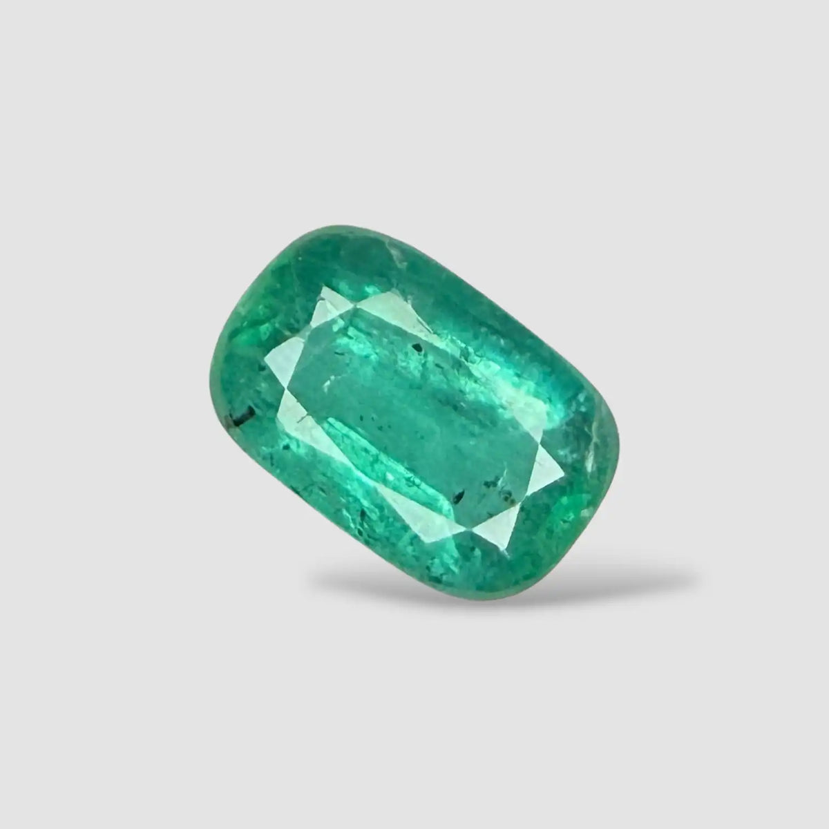 Genuine Emerald Stone In Cushion Mixed Cut Shape 2.91 Carats 11.21x7.45x4.91mm Size