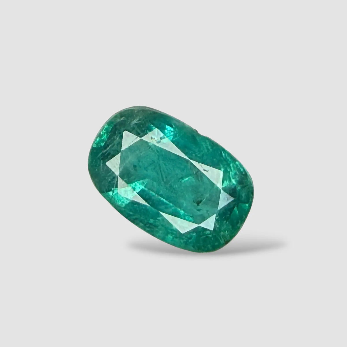 Genuine Natural Emerald Stone In Cushion Mixed Cut Shape 3.13 Carats 11.26x7.49x5.32mm Size