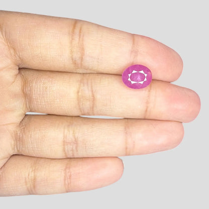 High Quality Natural Ruby - Oval 4.41 Carats 10.25x8.27x5.49mm Size