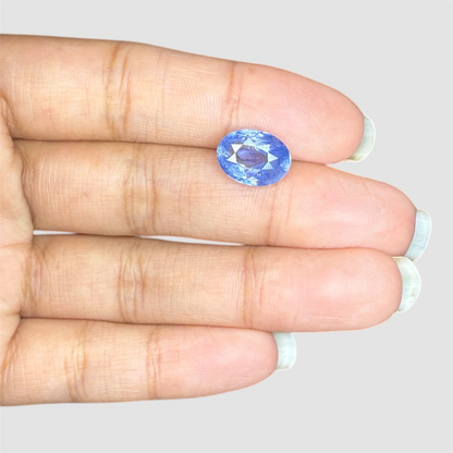 Natural Blue Sapphire Oval/Faceted Cut - 5.25 Carats