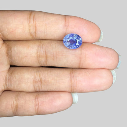 Natural Blue Sapphire Oval/Faceted Cut - 5.39 Carats