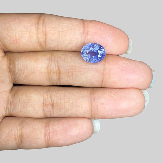 Natural Blue Sapphire Oval/Faceted Cut - 5.39 Carats