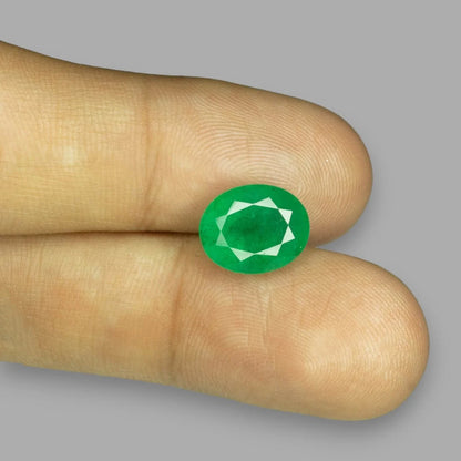 Natural Emerald Oval Mixed Cut - 4.17 Carats