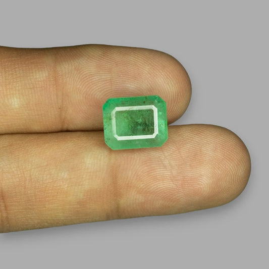 Natural Emerald - 5.49 Carats