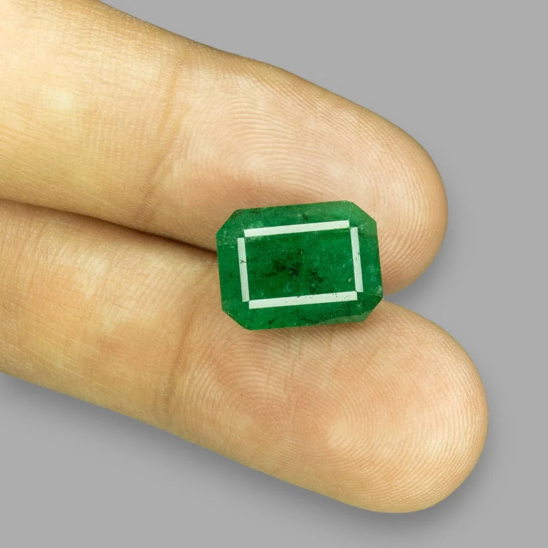 Natural Emerald - 7.86 Carats