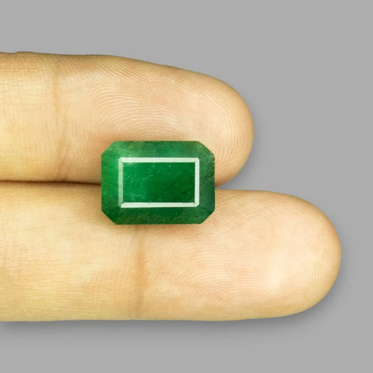 Natural Emerald - 8.88 Carats