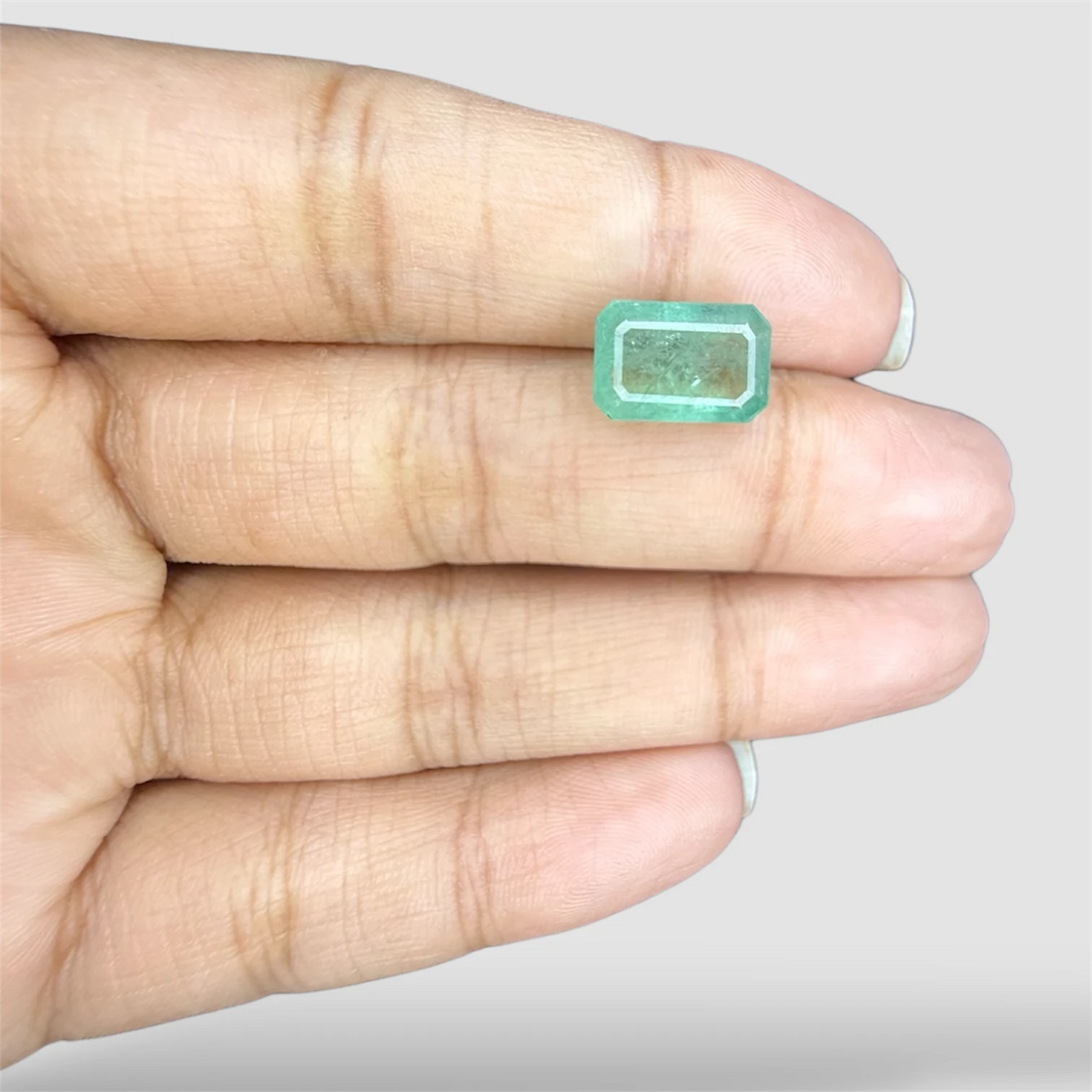 Natural Emerald - Emerald Cut - 4.11 Carats