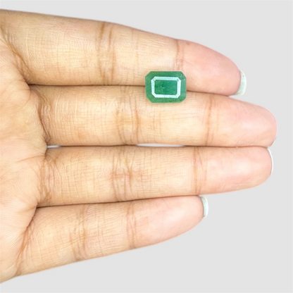 Natural Emerald - Emerald Cut - 4.94 Carats