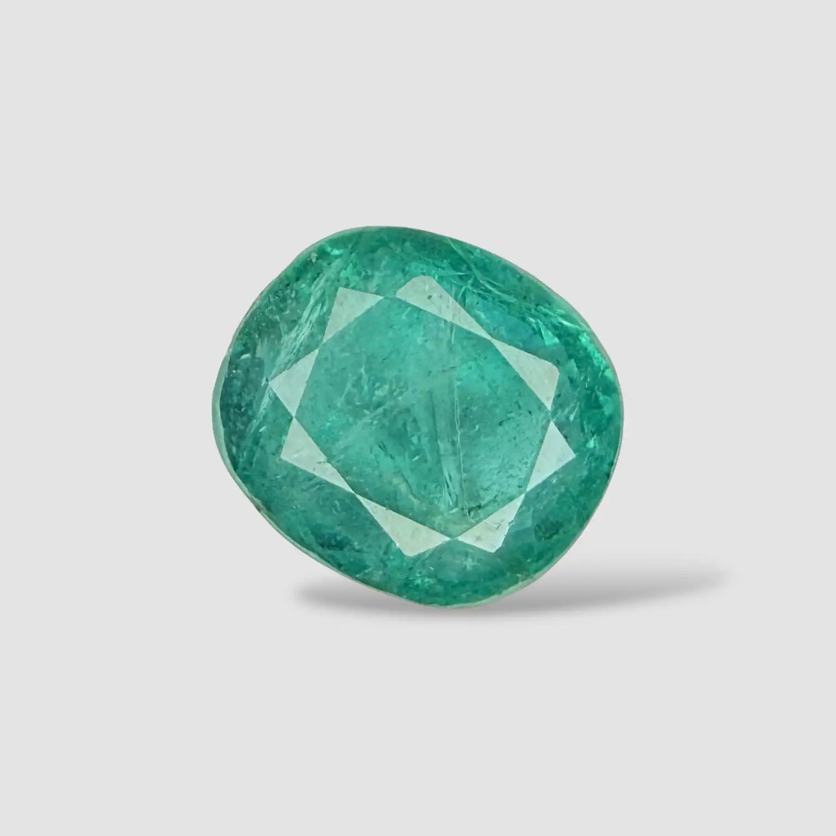 Natural Emerald Gemstone for Ring In Cushion Mixed Cut Shape 4.83 Carats 10.48x9.27x6.35mm Size
