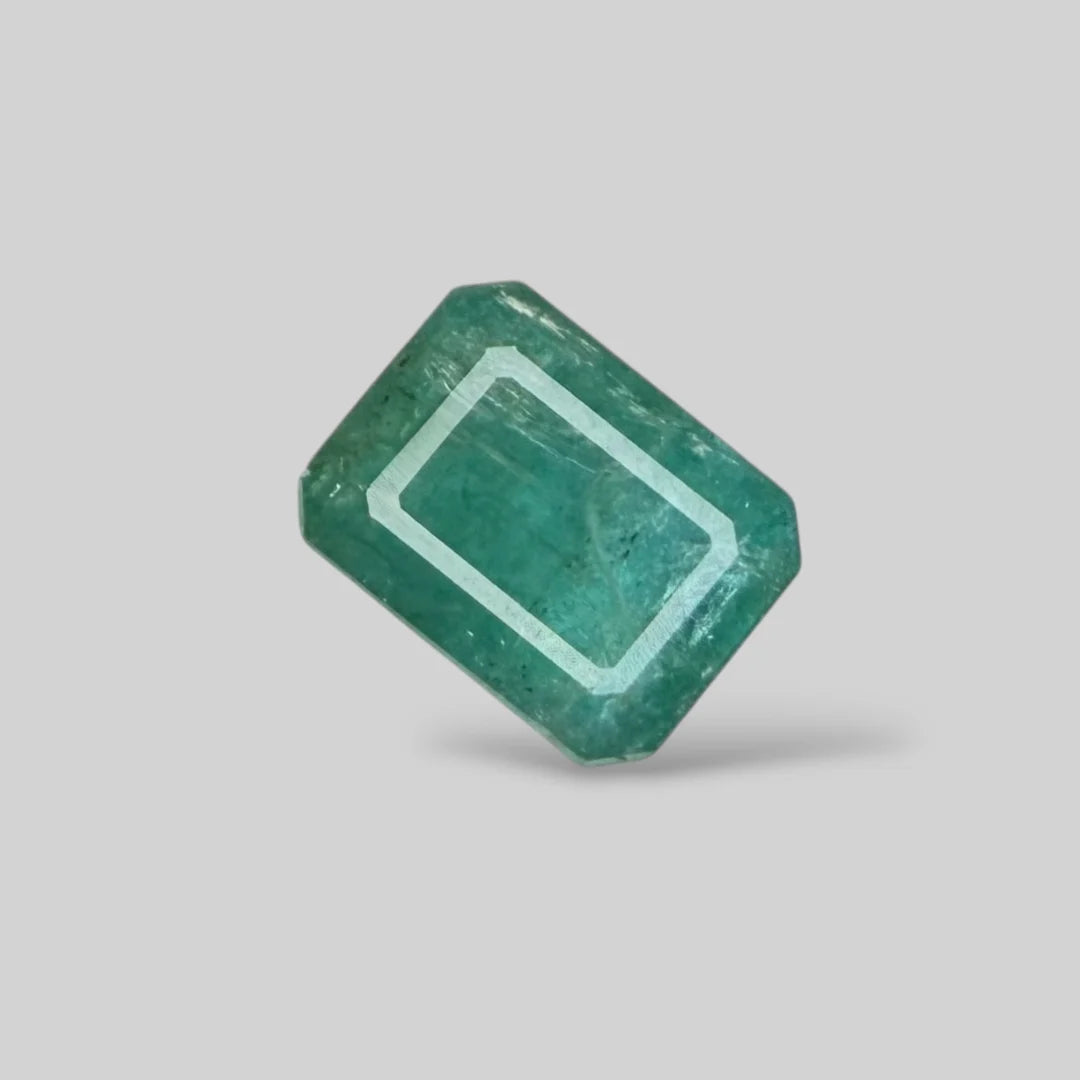 Natural Emerald Octagon/Faceted Cut - 6.84 Carats