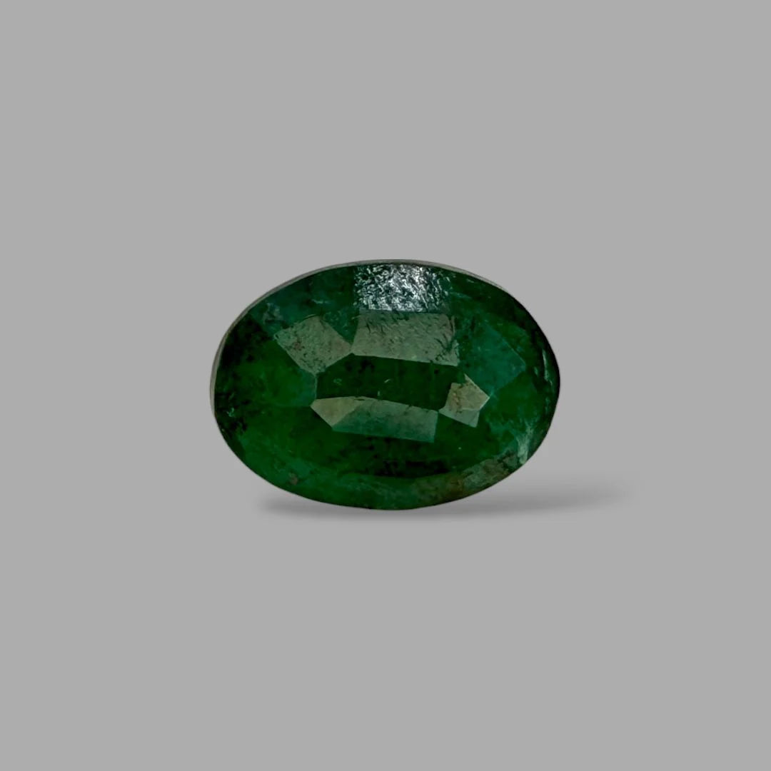 Natural Emerald Oval/Faceted Cut - 2.72 Carat