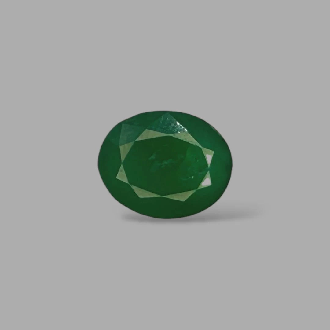 Natural Emerald Oval/Faceted Cut - 2.92 Carat