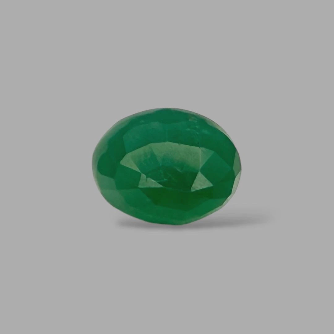 Natural Emerald Oval/Faceted Cut - 2.92 Carat