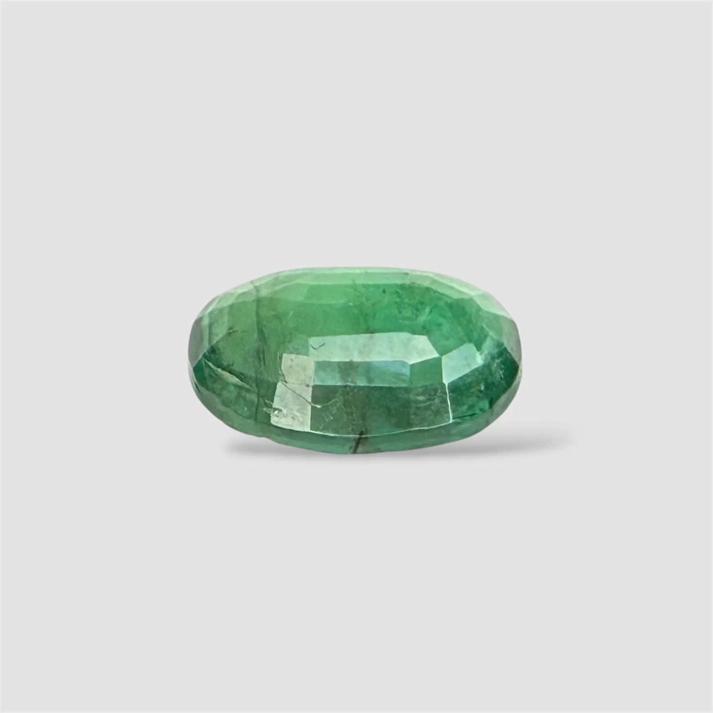 Natural Emerald Oval/Faceted Cut - 3.13 Carats