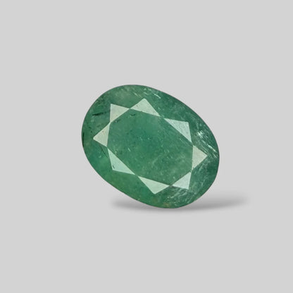 Natural Emerald Oval/Faceted Cut - 4.71 Carats