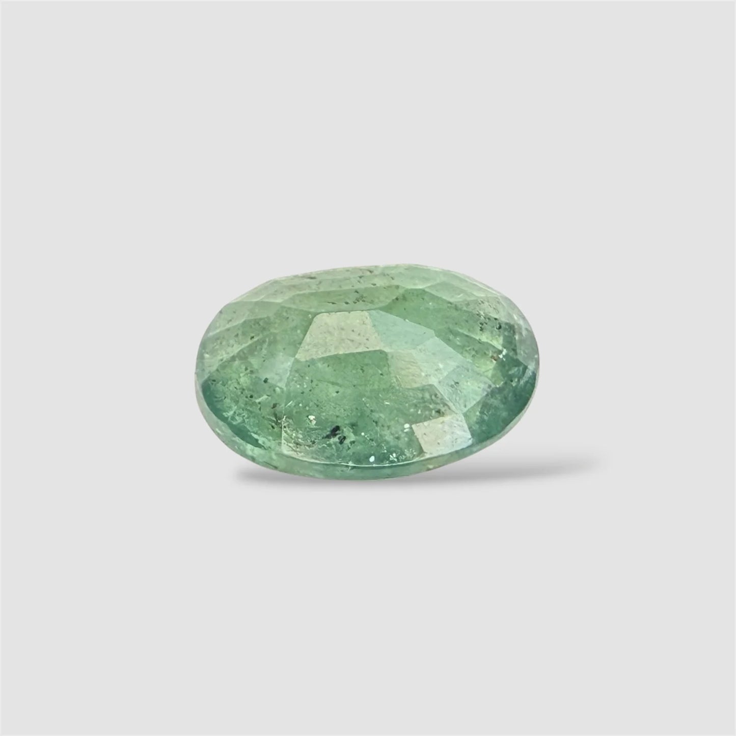 Natural Emerald Oval/Faceted Cut - 4.76 Carats