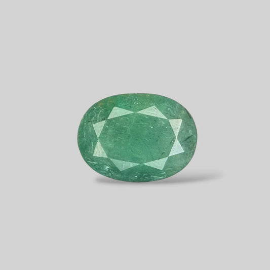 Natural Emerald Oval/Faceted Cut - 5.01 Carats