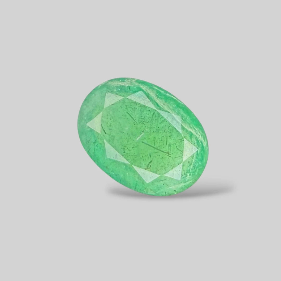 Natural Emerald Oval/Faceted Cut - 5.80 Carats