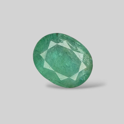 Natural Emerald Oval/Faceted Cut - 6.38 Carats