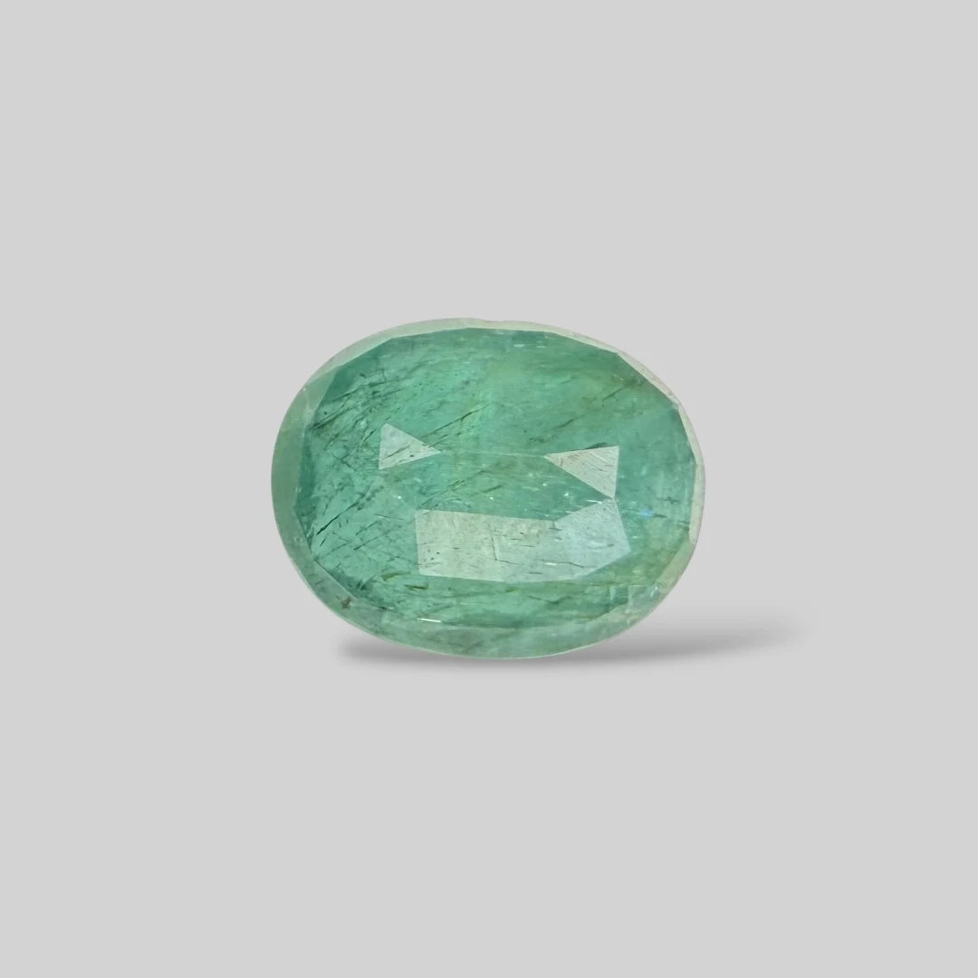 Natural Emerald Oval/Faceted Cut - 6.38 Carats