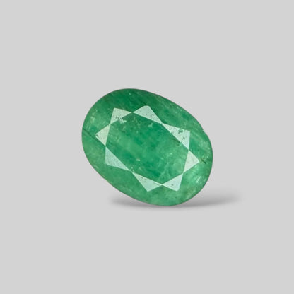 Natural Emerald Oval/Faceted Cut - 6.53 Carats
