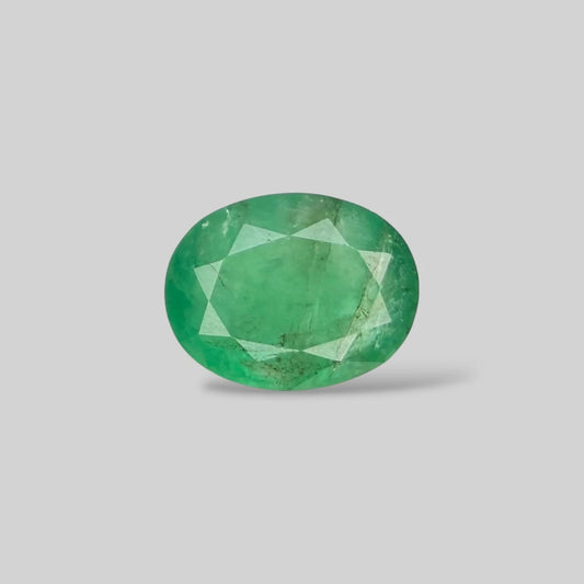 Natural Emerald Oval/Faceted Cut - 7.01 Carats