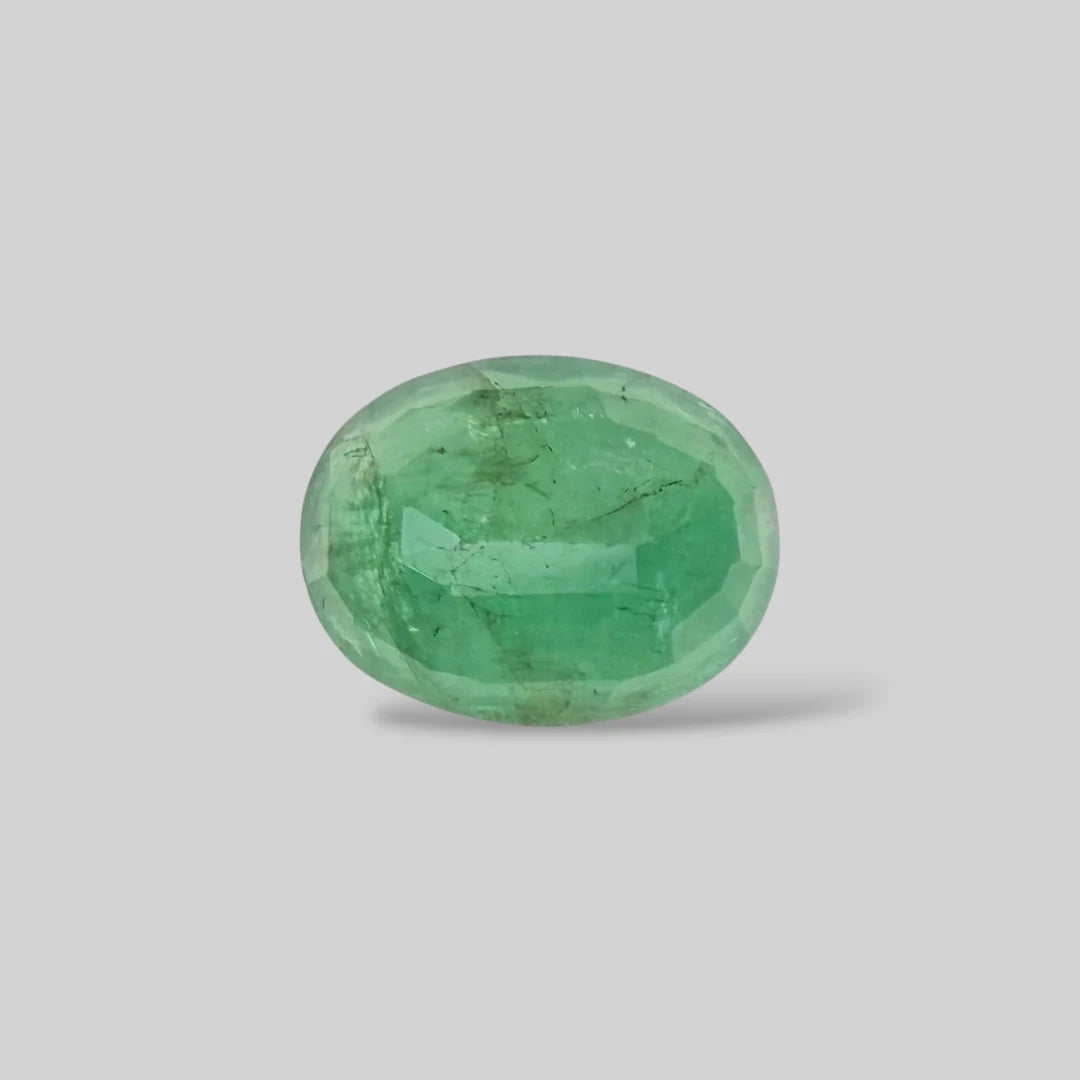 Natural Emerald Oval/Faceted Cut - 7.01 Carats