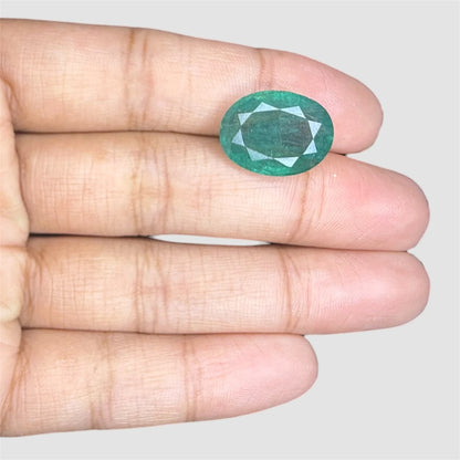 Natural Emerald Oval/Faceted Cut - 7.51 Carats
