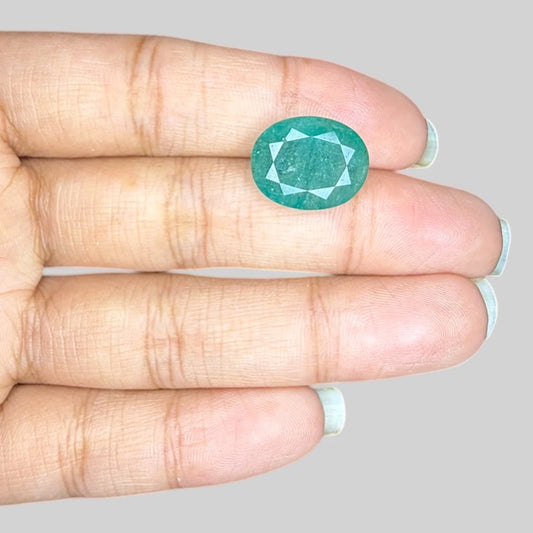Natural Emerald Oval/Faceted Cut - 7.93 Carats