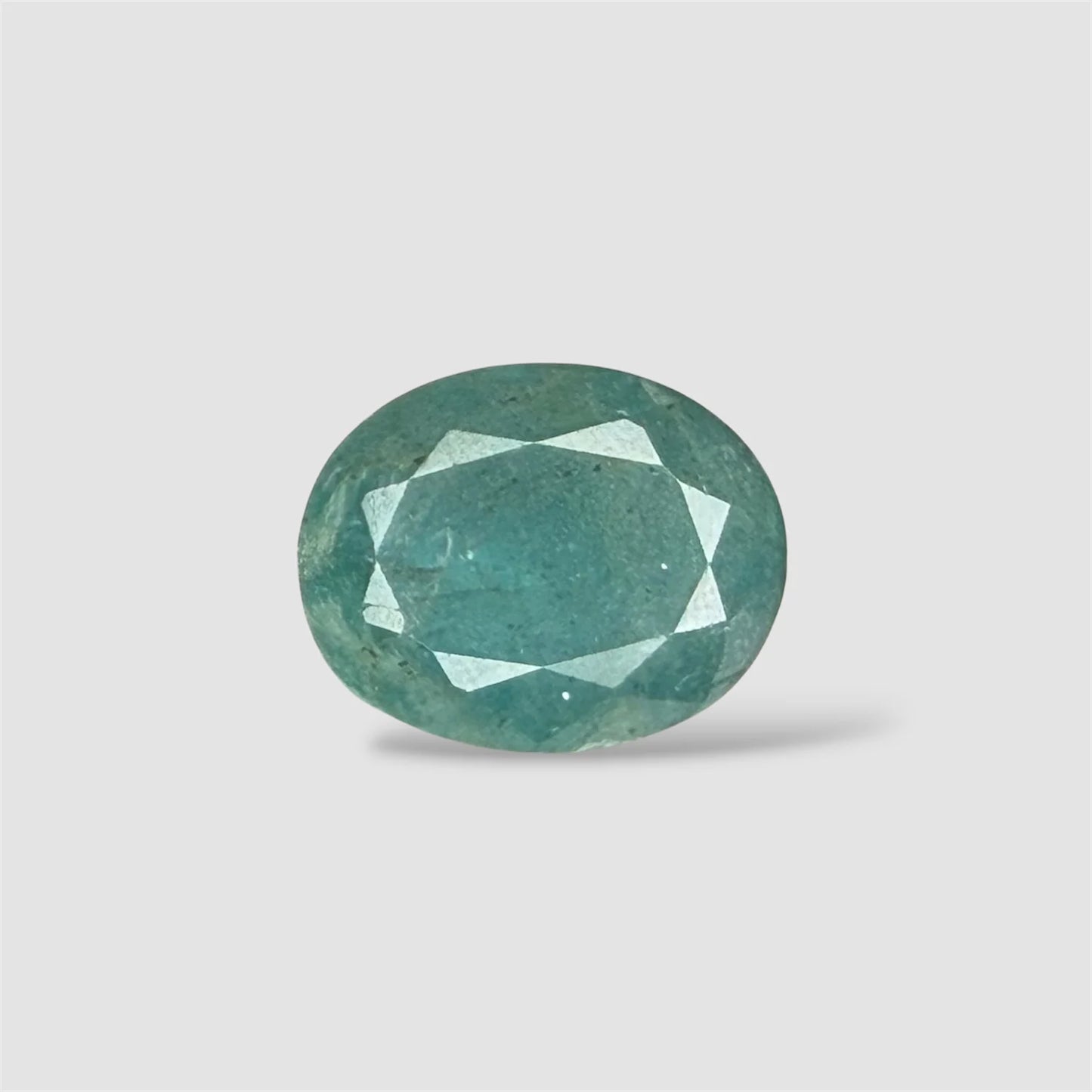 Natural Emerald Oval/Faceted Cut - 8.39 Carats