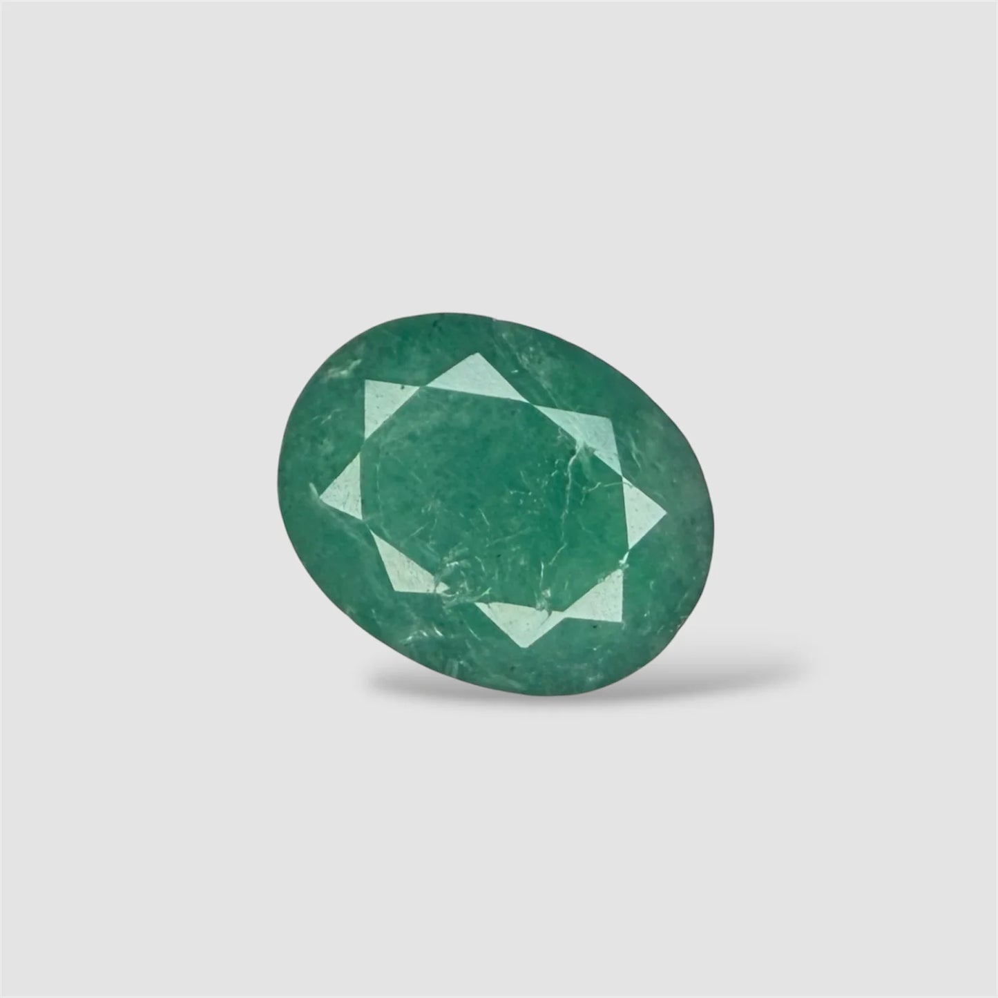 Natural Emerald Oval/Faceted Cut - 8.92 Carats