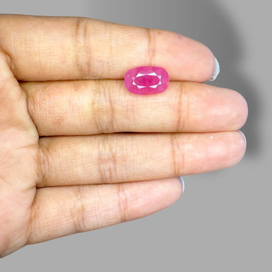 Natural Ruby Cushion/Faceted Cut - 5.22 Carats