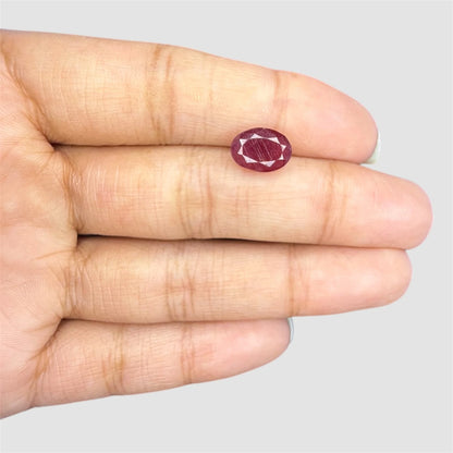 Natural Ruby Oval/Faceted Cut - 3.46 Carats
