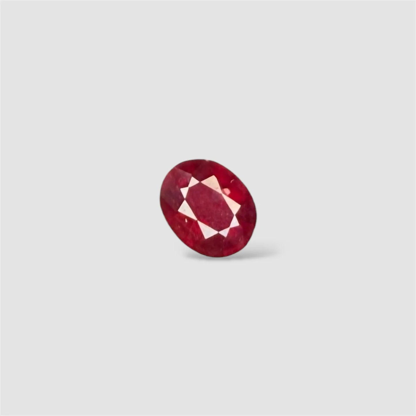 Natural Ruby Oval/Faceted Cut - 3.70 Carats