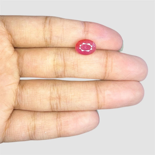 Natural Ruby Oval/Faceted Cut - 3.77 Carats